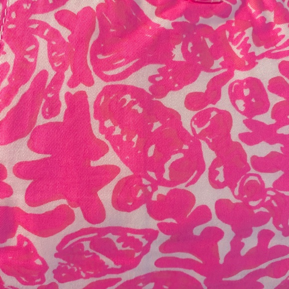 Lilly Pulitzer Callahan shorts beautiful pattern - Picture 9 of 13